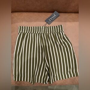 Lysse New York Shorts - Size Small NWT